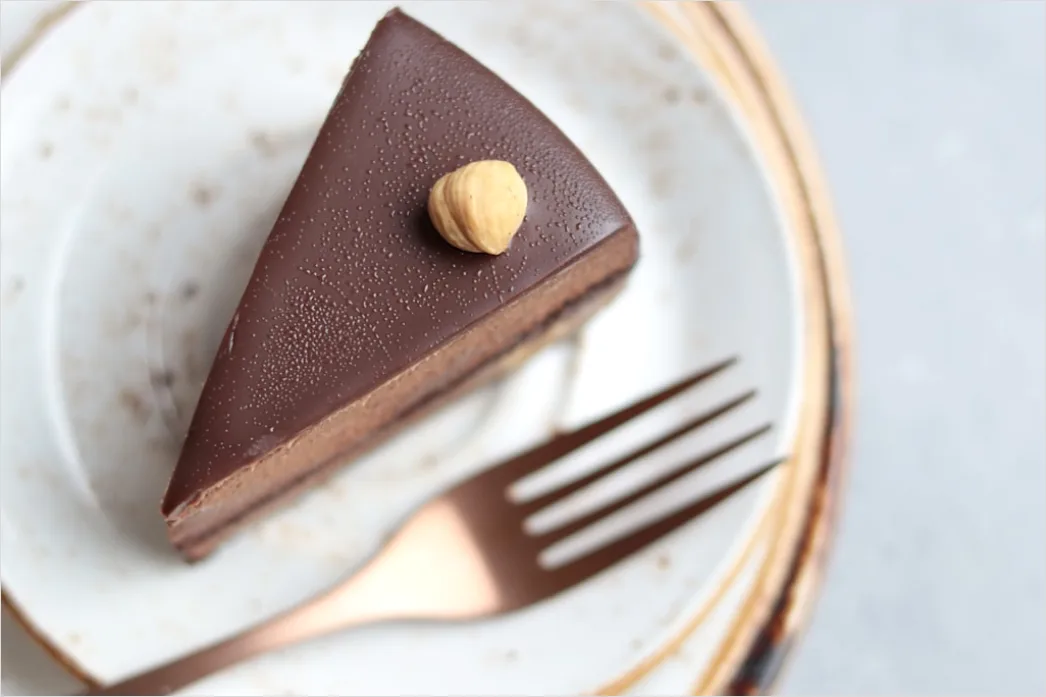 Detail Schokoladenkuchen Stück Teller Nahaufnahme Number 7