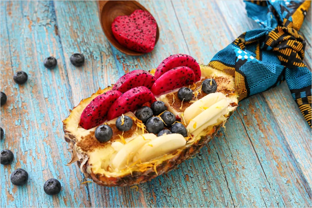 Detail Tropical Smoothie Bowl Bunt Draufsicht Number 15