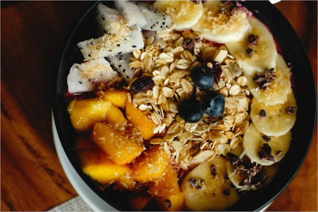 Detail Tropical Smoothie Bowl Bunt Draufsicht Number 19