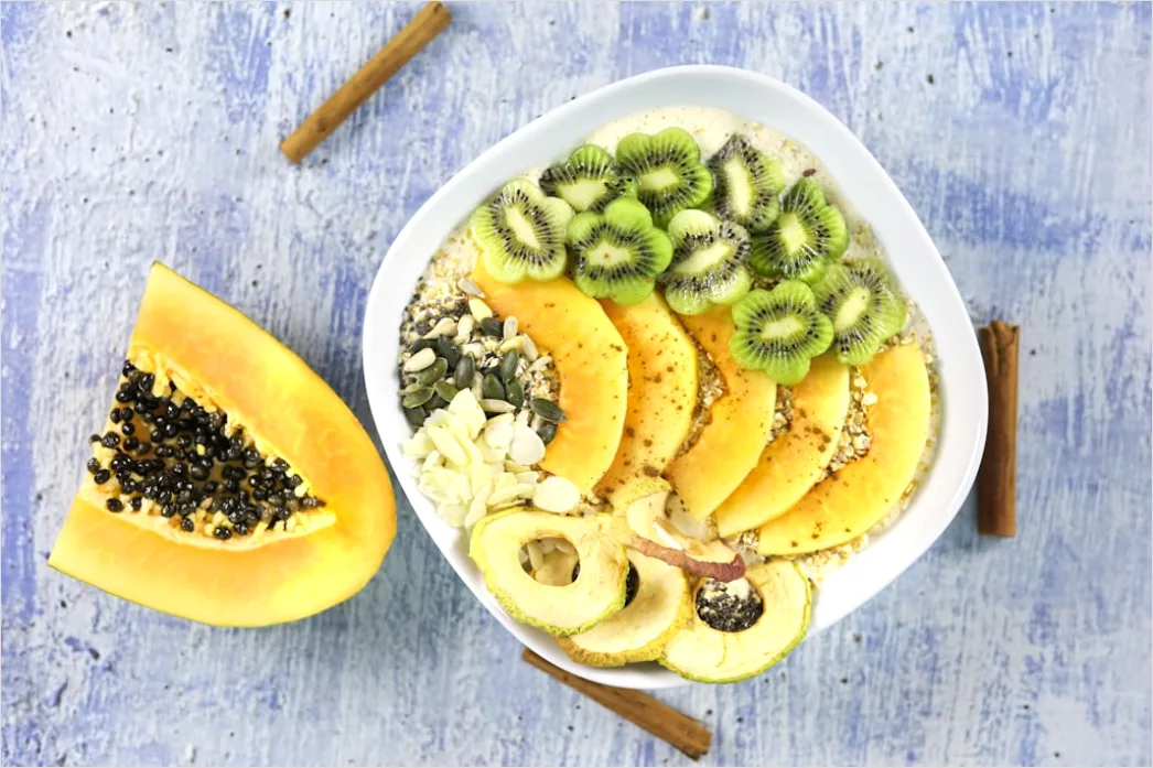 Detail Tropical Smoothie Bowl Bunt Draufsicht Number 9