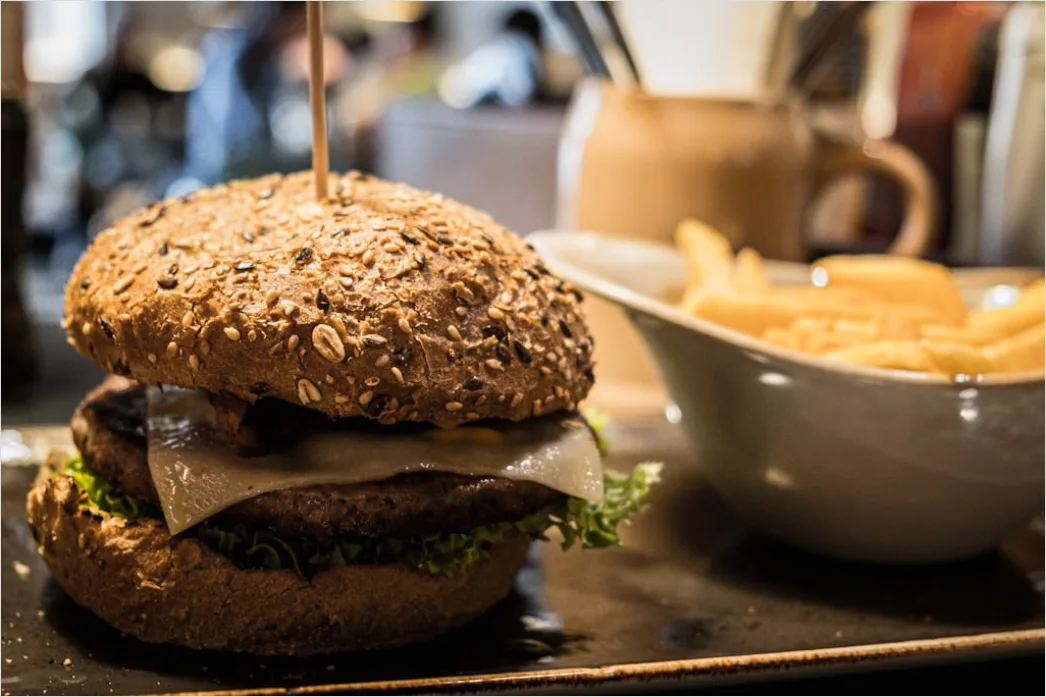 Detail Veganer Burger Nahaufnahme Querschnitt Number 13