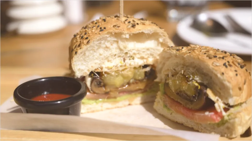 Detail Veganer Burger Nahaufnahme Querschnitt Number 7