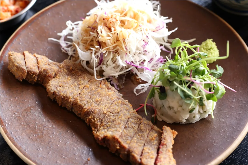 Detail Veganes Schnitzel Teller Nahaufnahme Number 11
