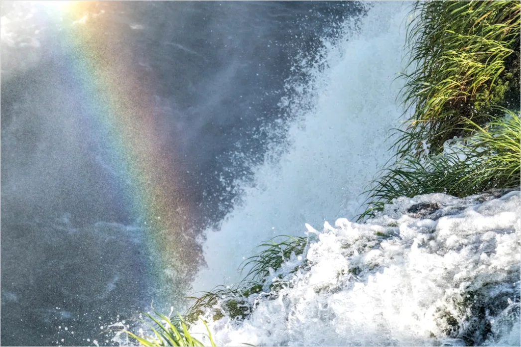 Detail Wasserfall Regenbogen Sonnenlicht Nahaufnahme Number 2