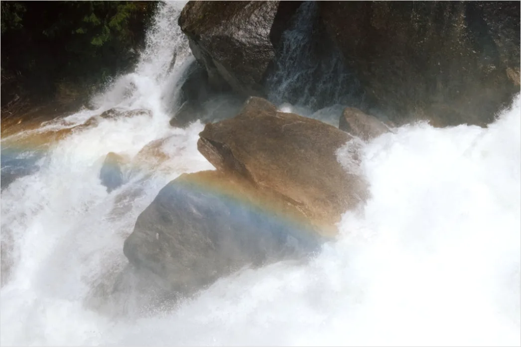 Detail Wasserfall Regenbogen Sonnenlicht Nahaufnahme Number 9
