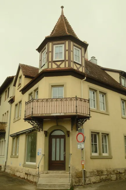 Arzt Patientengespraech In Der Hausarztpraxis 5d9f