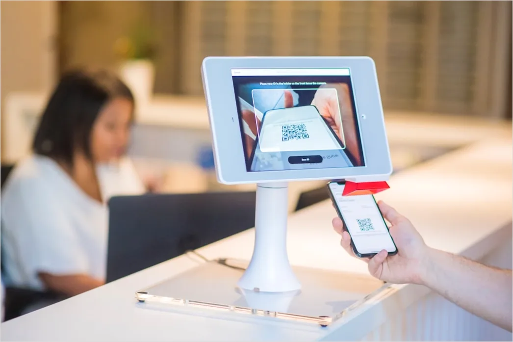 Arztpraxis Check In Tablet Kiosk Bildschirm 48a3