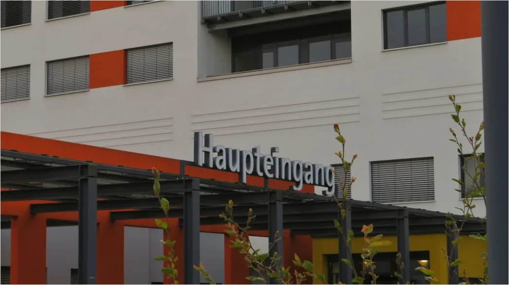 Detail Arztpraxis Empfang Theke Mit Terminplan Number 8