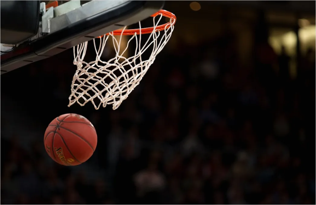 Basketball Dunk Foto In Der Halle 90ff