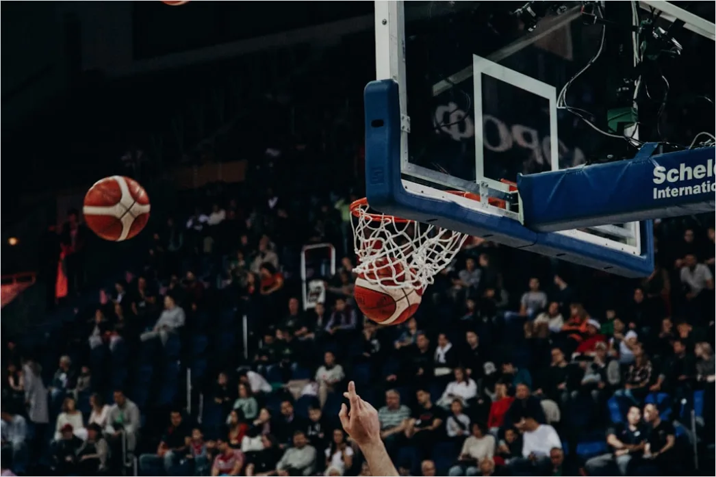 Detail Basketball Dunk Foto In Der Halle Number 4