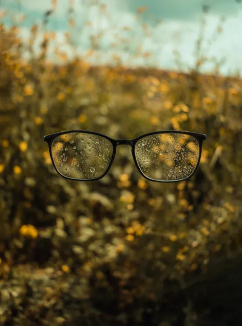 Detail Brille Glas Makro Nahaufnahme Reflexion Number 17
