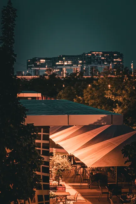 Detail Dachterrasse Wohnhaus Urbane Aussicht Abend Number 10