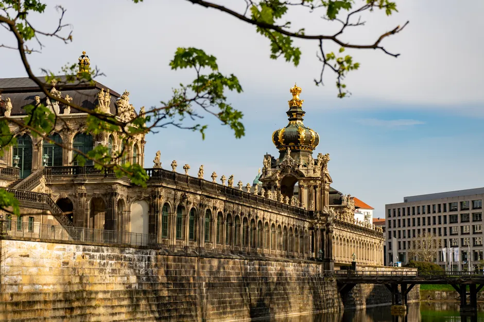 Detail Dresden Zwinger Barock Hof Perspektive Number 17