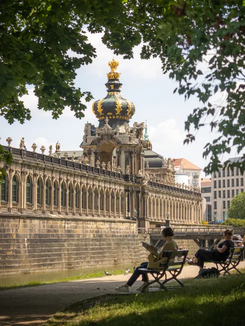 Detail Dresden Zwinger Barock Hof Perspektive Number 18