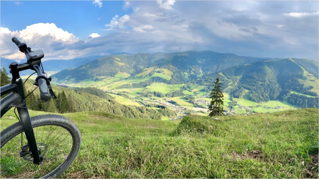 Detail E Bike Tour Landschaft Foto Number 2