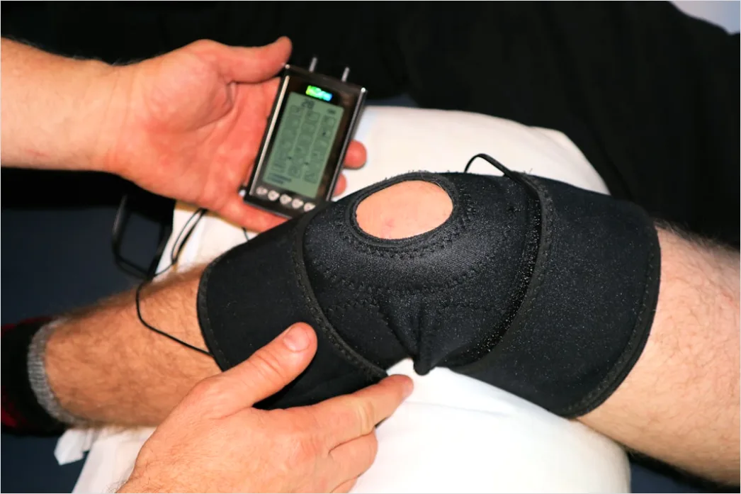 Eispack Knie Sportverletzung Foto 0415