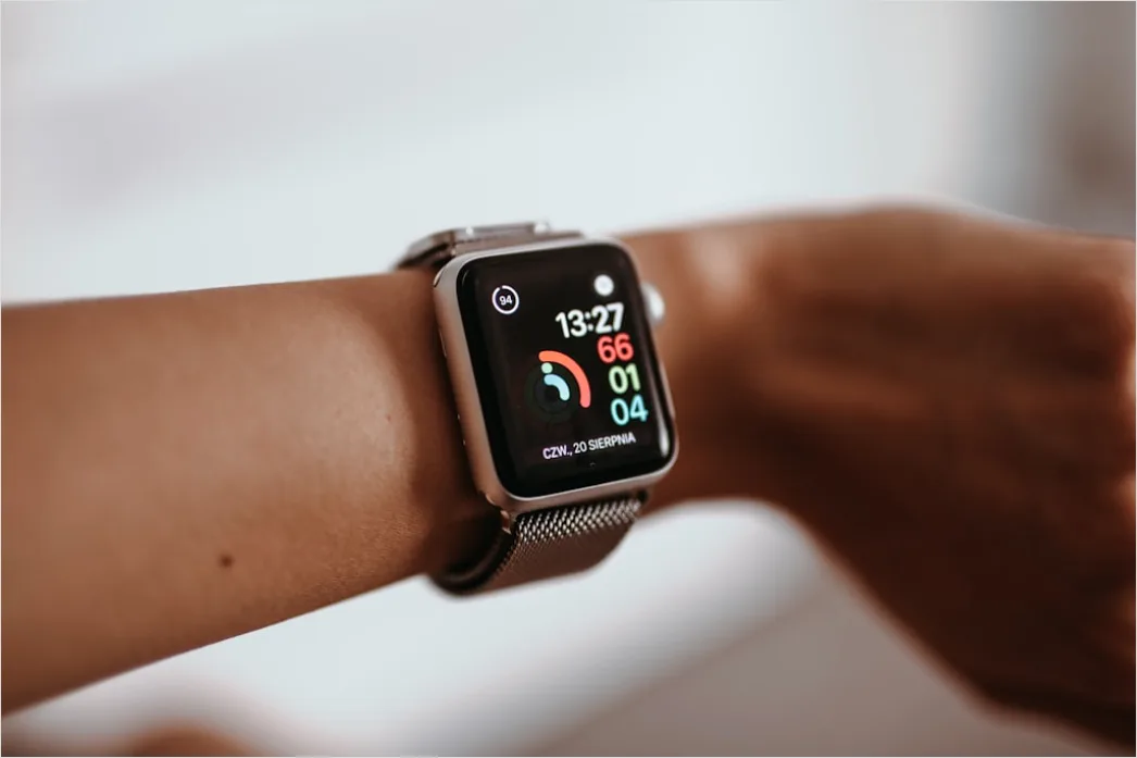 Detail Fitness Tracker Smartwatch Nahaufnahme Foto Number 5
