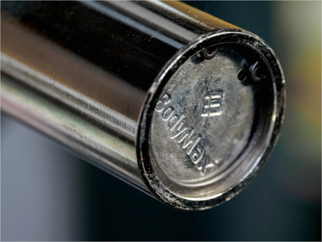 Detail Flasche Im Flaschenhalter Foto Detail Number 3