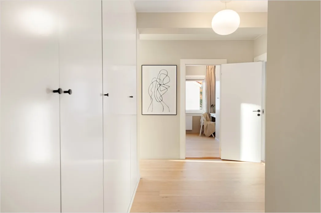 Detail Flur Minimalistisch Tageslicht Clean Design Number 17