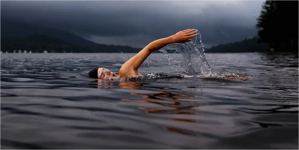 Freiwasser Schwimmen See Foto 342c