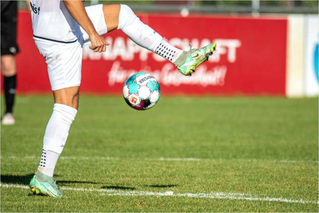 Detail Fußball Spielszene Zweikampf Foto Action Number 4