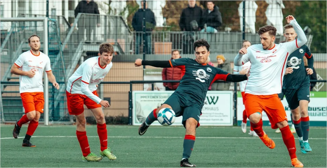 Detail Fußball Spielszene Zweikampf Foto Action Number 10