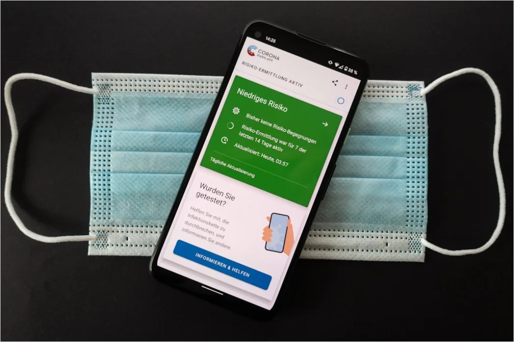 Detail Gesundheits App Schritte Und Puls Auf Smartphone Number 3