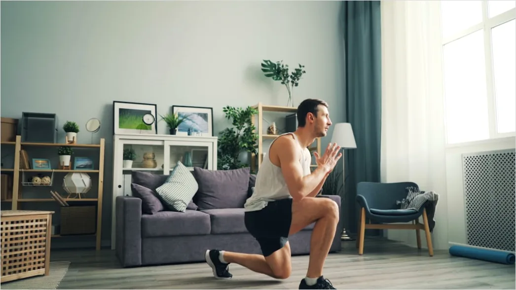 Detail Hiit Training Zuhause Foto Schweiß Dynamisch Number 2