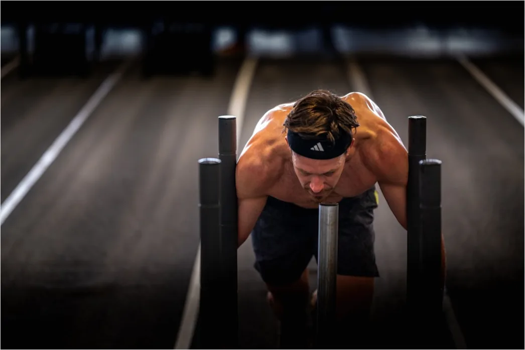 Detail Hiit Training Zuhause Foto Schweiß Dynamisch Number 14