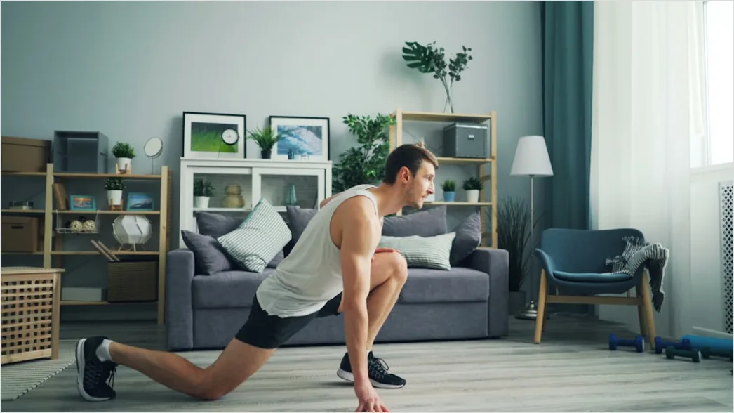 Detail Hiit Training Zuhause Foto Schweiß Dynamisch Number 9