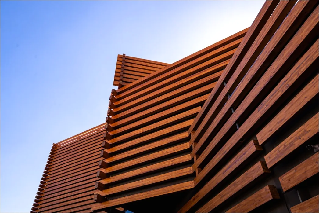 Holzlamellen Fassade Schattenmuster Modern Aussen Fe83