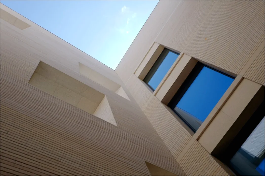 Detail Holzlamellen Fassade Schattenmuster Modern Außen Number 14