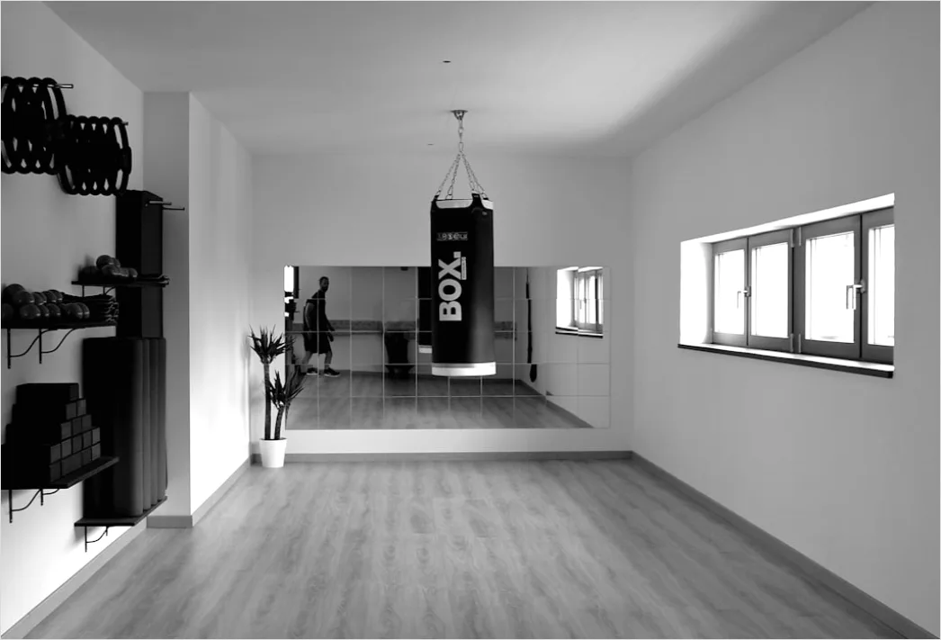 Detail Home Gym Setup Im Keller Foto Number 11