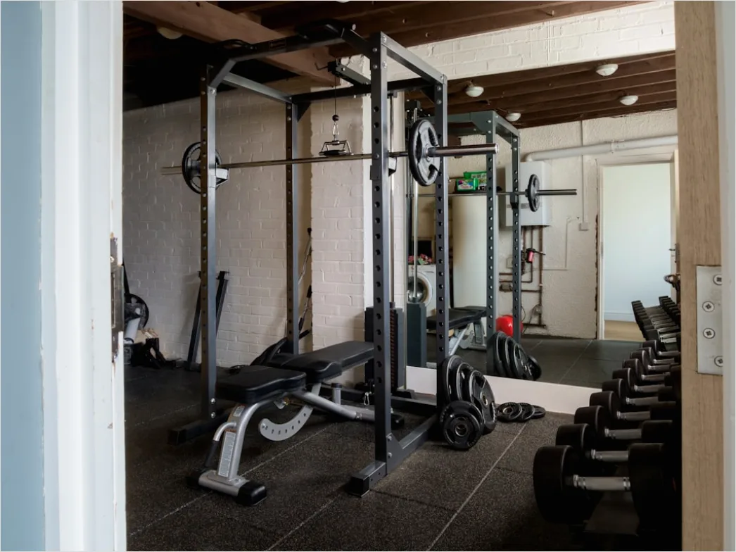 Detail Home Gym Setup Im Keller Foto Number 9