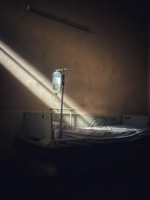 Detail Infusionsständer Mit Infusion Am Krankenbett Number 18