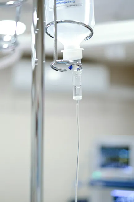 Detail Infusionsständer Mit Infusion Am Krankenbett Number 5