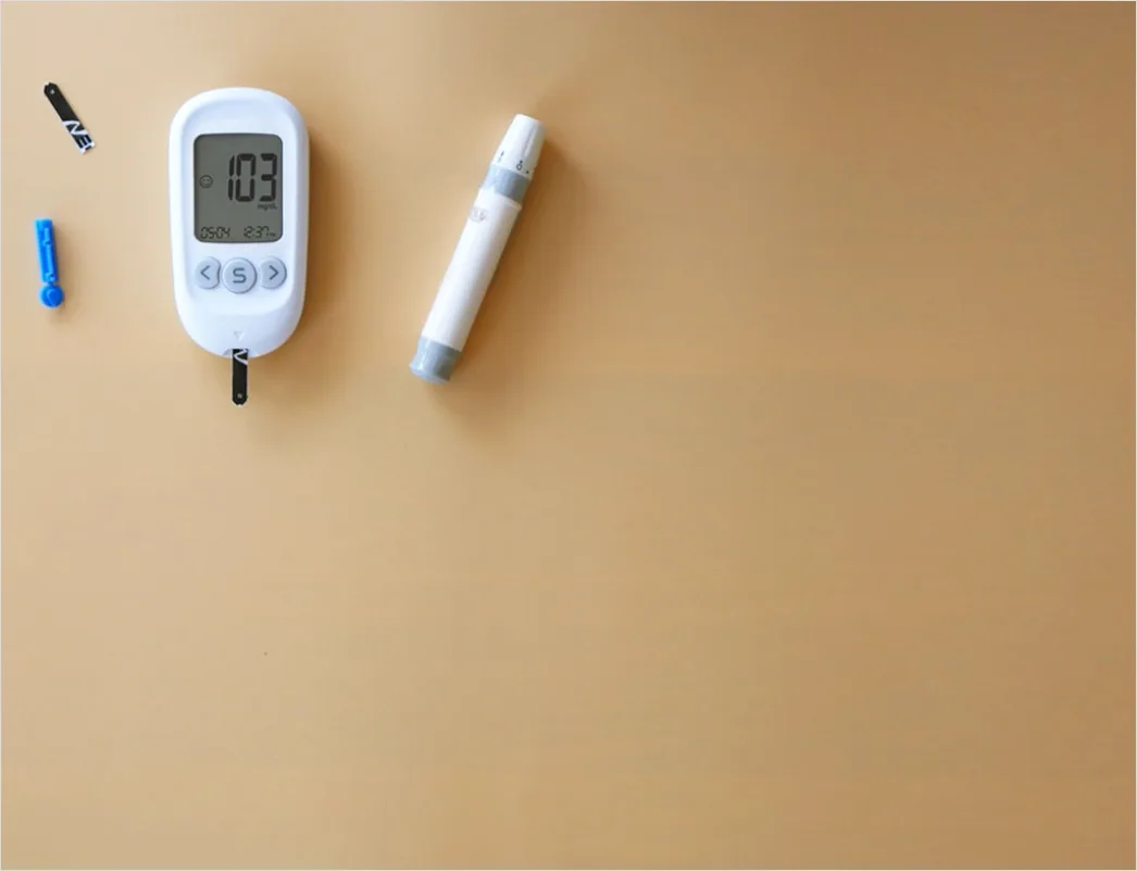 Detail Insulin Pen Und Teststreifen Flat Lay Number 17