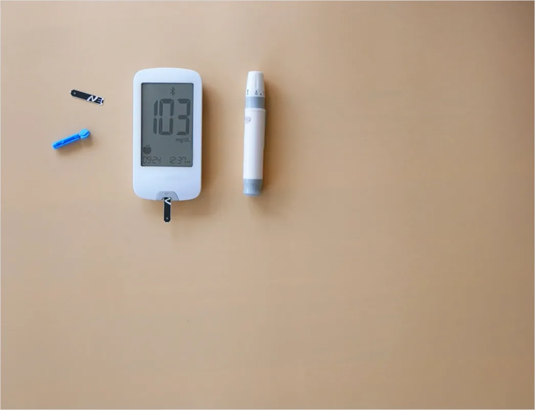 Detail Insulin Pen Und Teststreifen Flat Lay Number 18