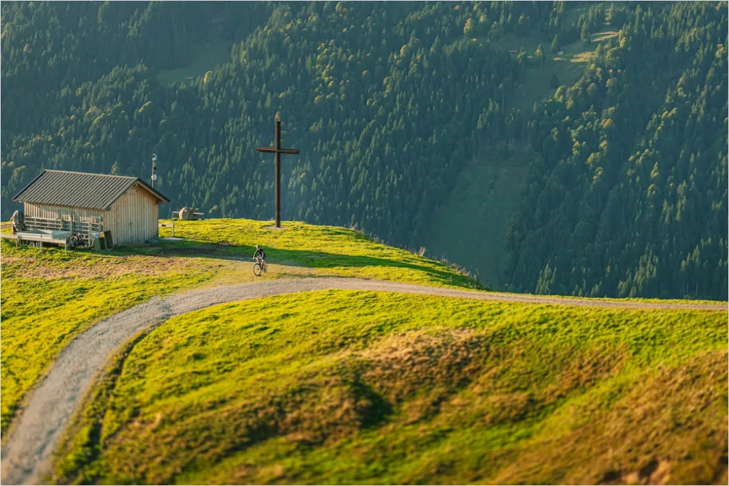 Detail Kapelle Auf Hügel Landschaft Ruhig Number 2