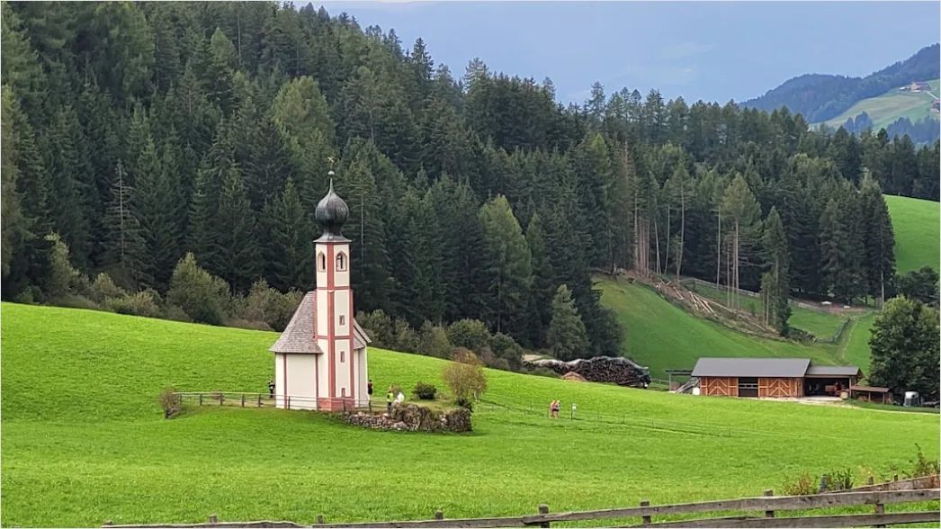 Detail Kapelle Auf Hügel Landschaft Ruhig Number 5