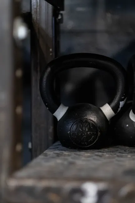 Detail Kettlebell Auf Betonboden Foto Minimal Number 12