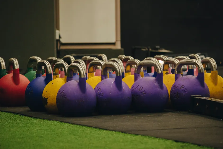 Detail Kettlebell Auf Betonboden Foto Minimal Number 13