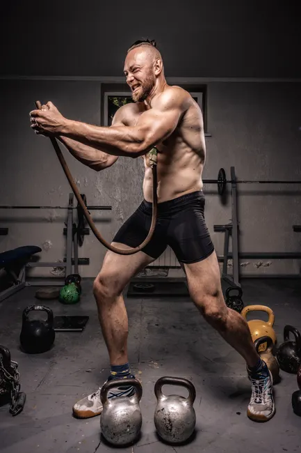 Detail Kettlebell Workout Zuhause Foto In Küche Number 16