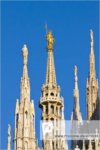 Detail Kirche Turmspitze Gegen Blauen Himmel Detail Number 2