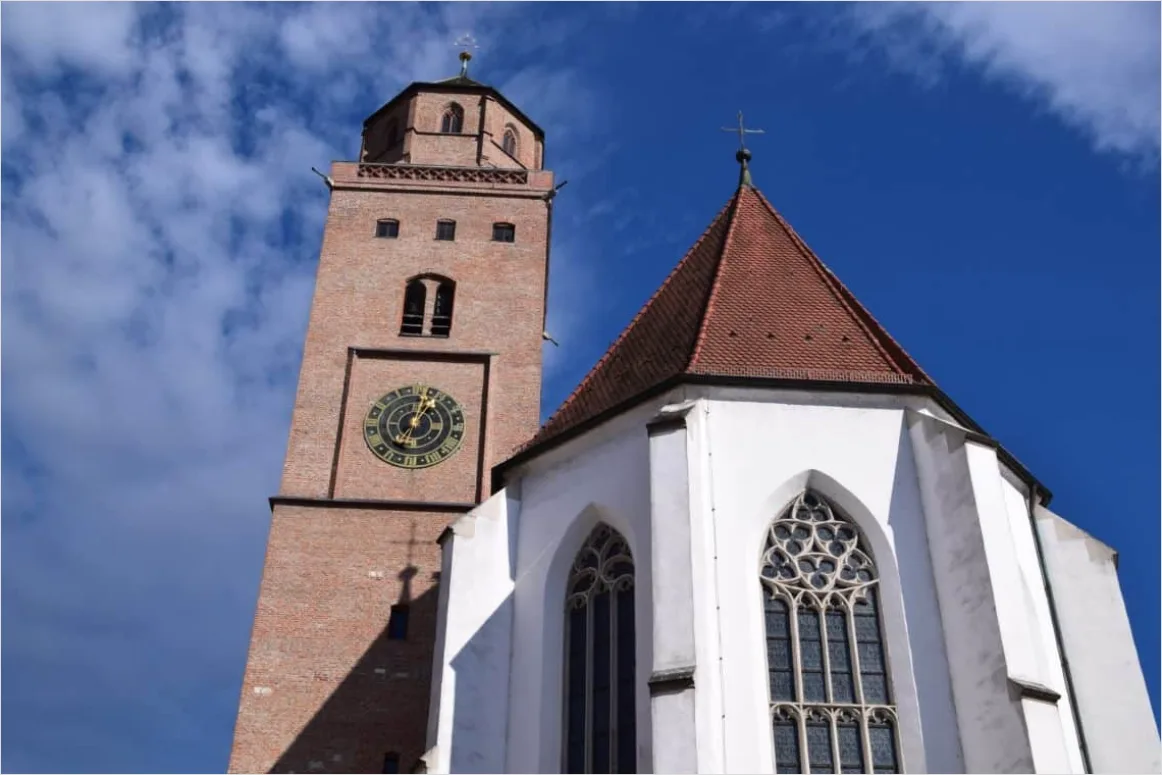 Detail Kirche Turmspitze Gegen Blauen Himmel Detail Number 4