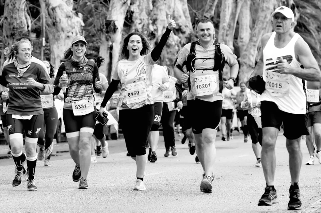 Detail Marathon Ziel Einlauf Foto Jubel Number 19