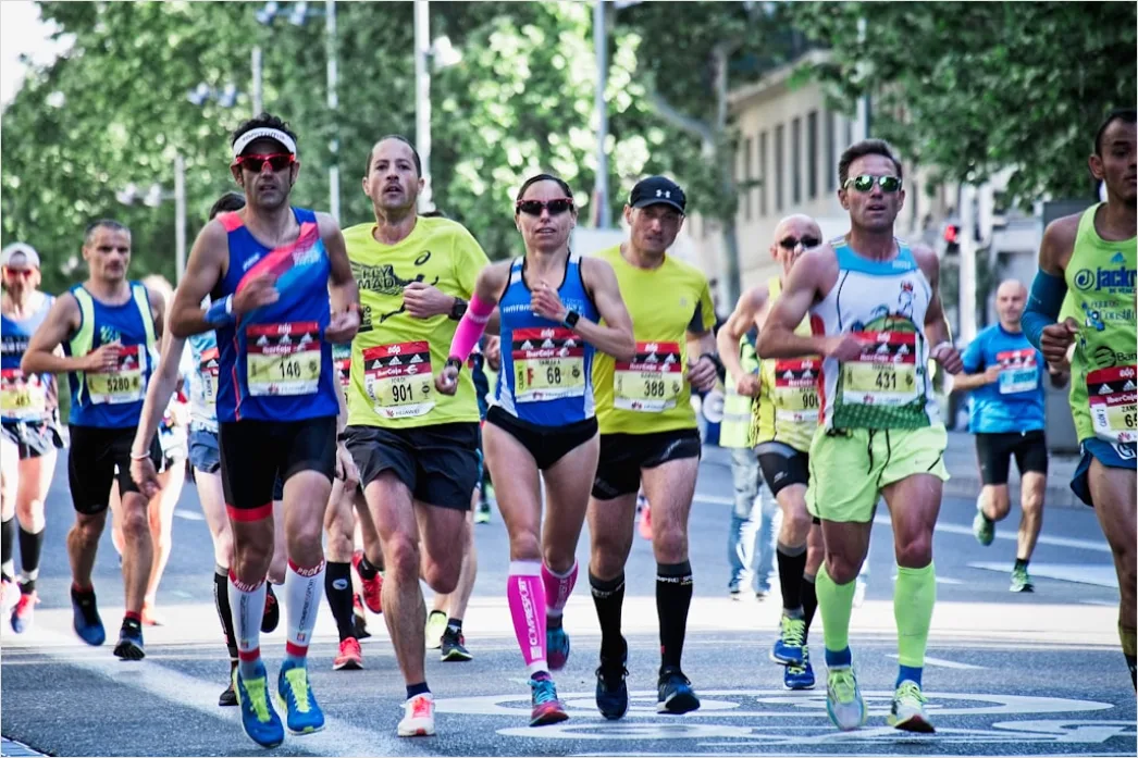 Detail Marathon Ziel Einlauf Foto Jubel Number 6