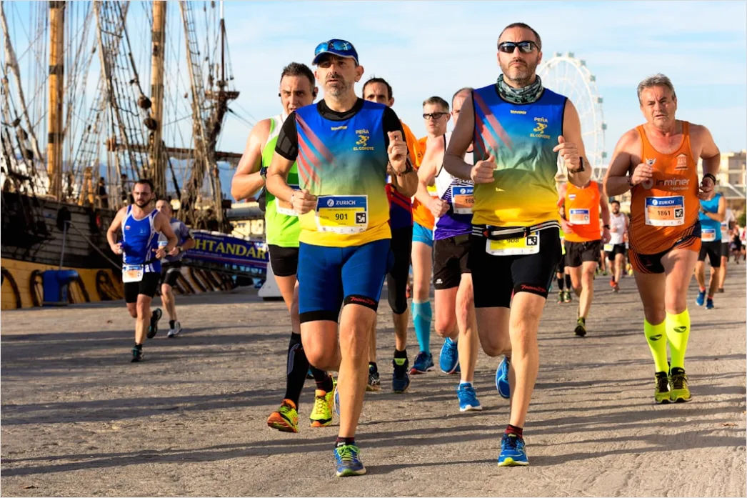Detail Marathon Ziel Einlauf Foto Jubel Number 9