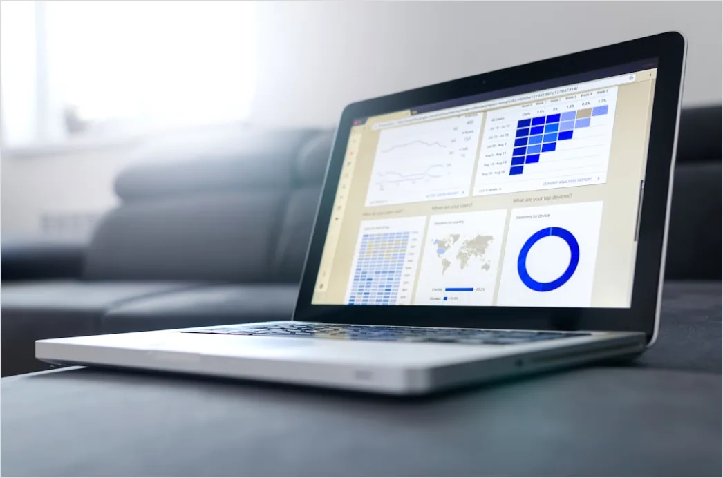 Maschinelles Lernen Dashboard Auf Laptop Bildschirm Foto Nahaufnahme Bfdf
