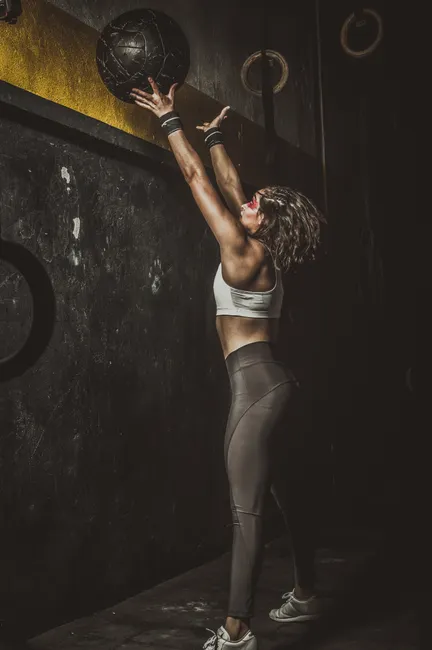 Detail Medicine Ball Slam Foto Kraft Number 18